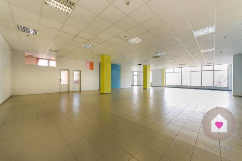 GALANTA/CENTRUM - Commercial space in OC GALAXIA for rent