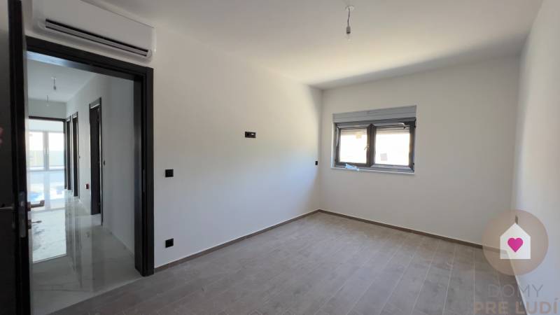 HR/KOŽINO/ZADAR-Sale 4 bedroom penthouse with a  large terrace of 75m2