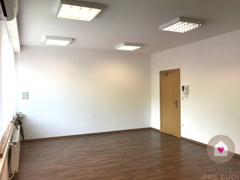 Office with an area of ​​32 m2, BA II. Ružinov, Košická