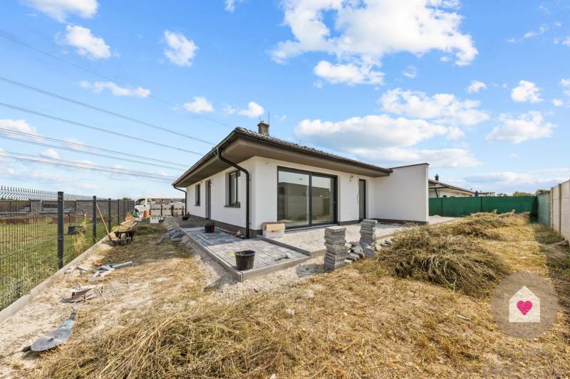 SENEC/ 4-room family houses, DVOJDOM, Bernolákovo, Hájna