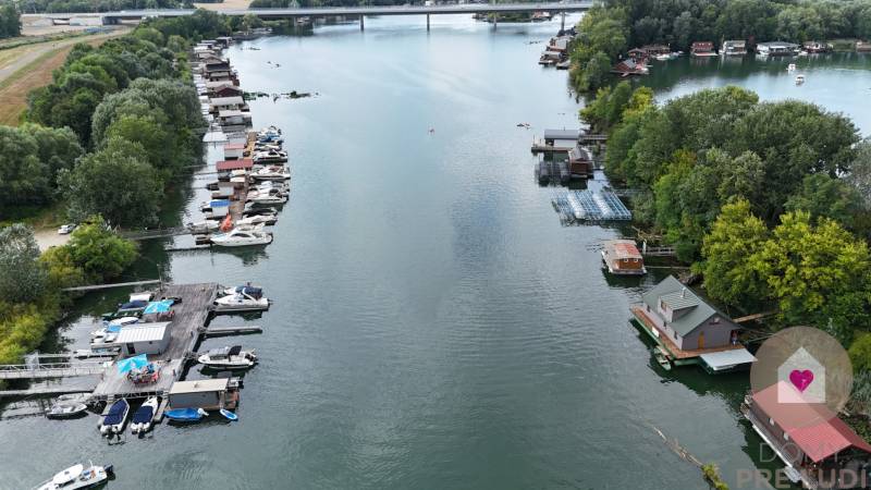 BA/JAROVCE - Discovery of a piece of paradise in Jarovec bay