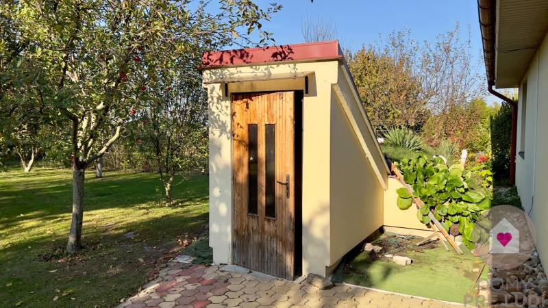 DOBROHOŠT-Sale of spittle family house with a garage and a garden 