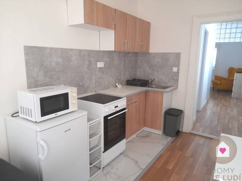 Rent One bedroom apartment, One bedroom apartment, Ľadová, Bratislava 