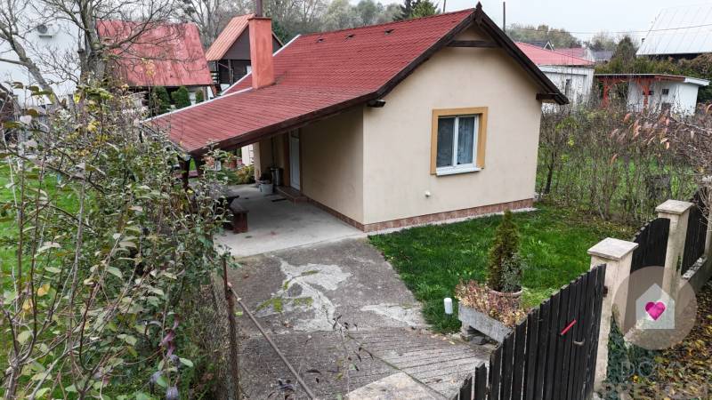 Vojka nad Dunajom - 3-room house with garden for living and recreation