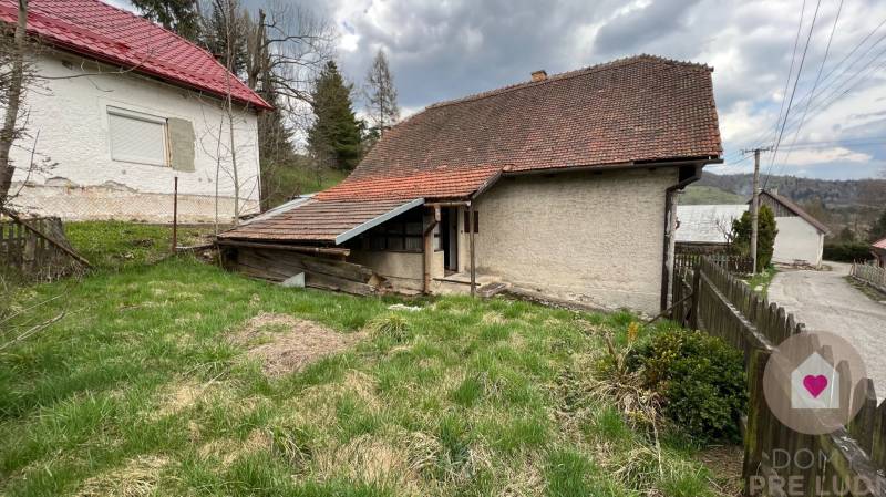 KREMNICKÉ BANE-Sale of a cottage near SKI KRAHULE