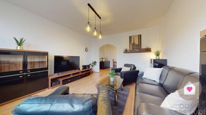 BA/PETRŽALKA-Rent a furnished 3-bedroom apartment with a loggia 