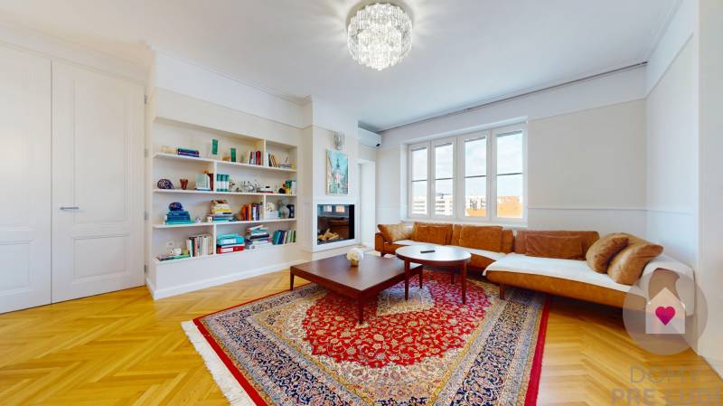 BA I-Rent of a large modern 4-room apartment with 2 balconies-Židovská