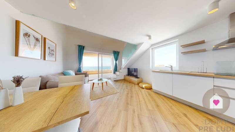 PAG/MANDRE - 2 apartments for the price of one - 190m from the sea ​