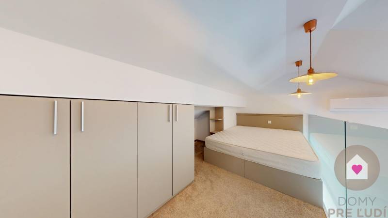 PAG/MANDRE - 2 apartments for the price of one - 190m from the sea ​
