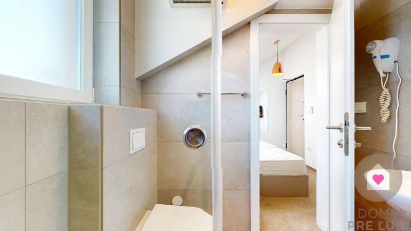 PAG/MANDRE - 2 apartments for the price of one - 190m from the sea ​