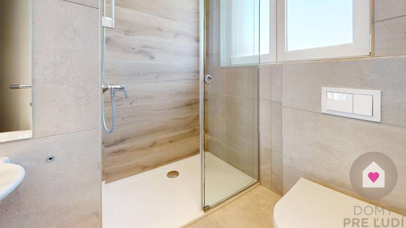 PAG/MANDRE - 2 apartments for the price of one - 190m from the sea ​