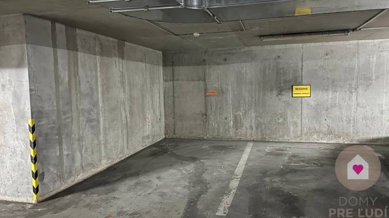 BA/RUŽINOV - Parking space for sale - garage Mraziarenska