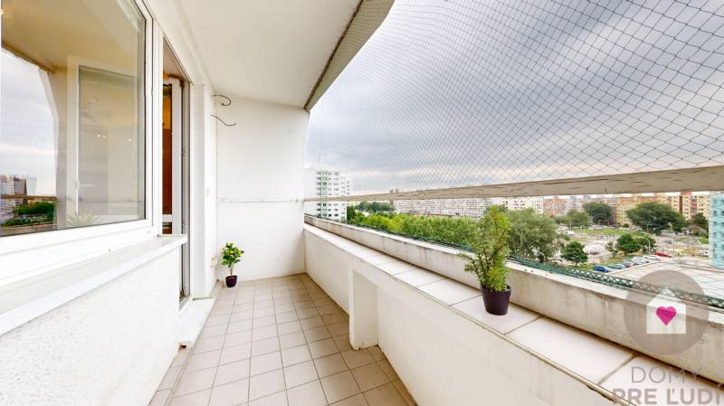 BA/PETRŽALKA-Rent 2 studio apartment with loggia in Strečnianska