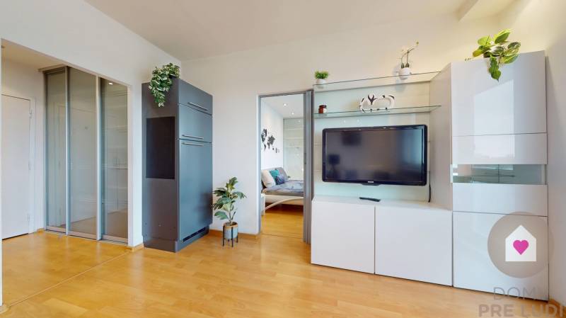 BA/PETRŽALKA-Rent 2 studio apartment with loggia in Strečnianska