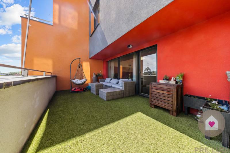 BA-Sale of a 4-room apartment in new building in Čerešne with terrace