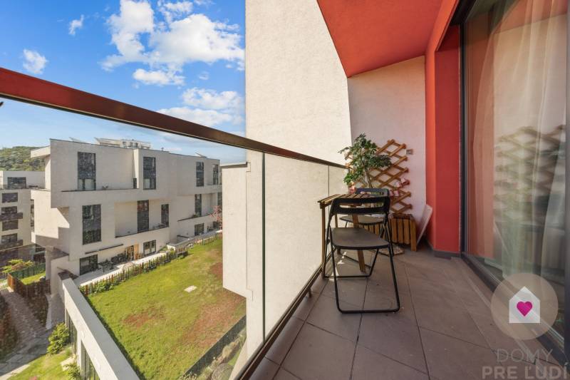 BA-Sale of a 4-room apartment in new building in Čerešne with terrace