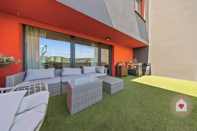 BA-Sale of a 4-room apartment in new building in Čerešne with terrace
