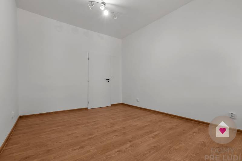 BA/KRAMÁRE - 3 bedroom apartment at a good address in Kramáry
