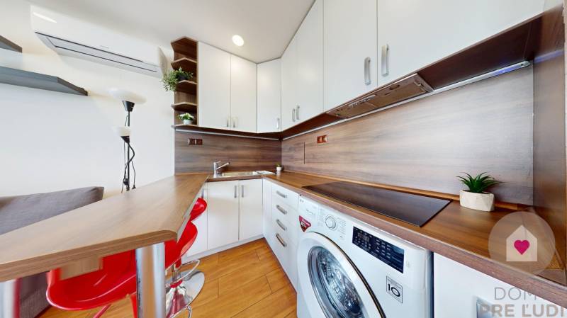 BA/PETRŽALKA-Sale of 2 studio apartments with 2 balconies and a cellar