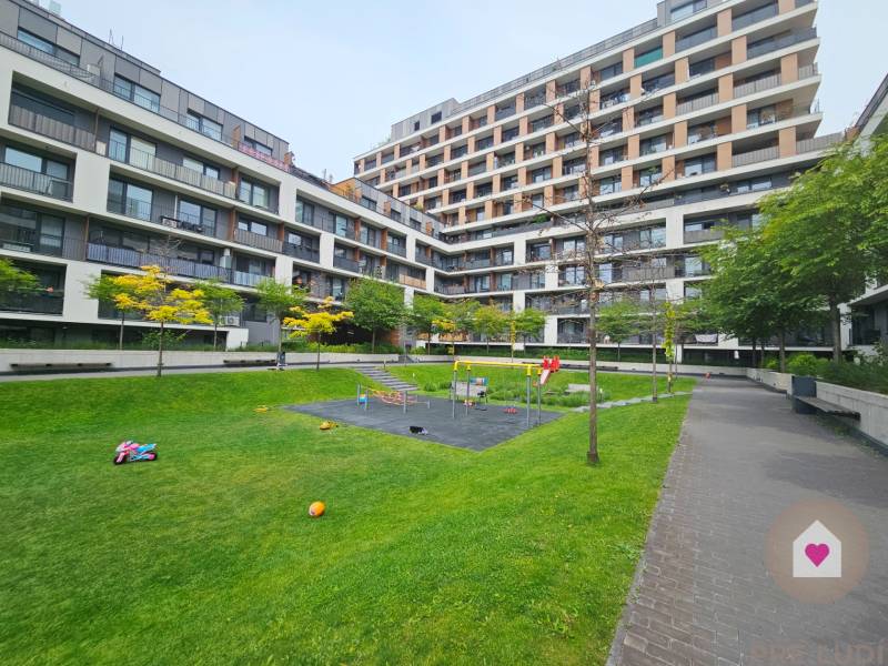 Sale Single studio, Single studio, Zuzany Chalupovej, Bratislava - Pet