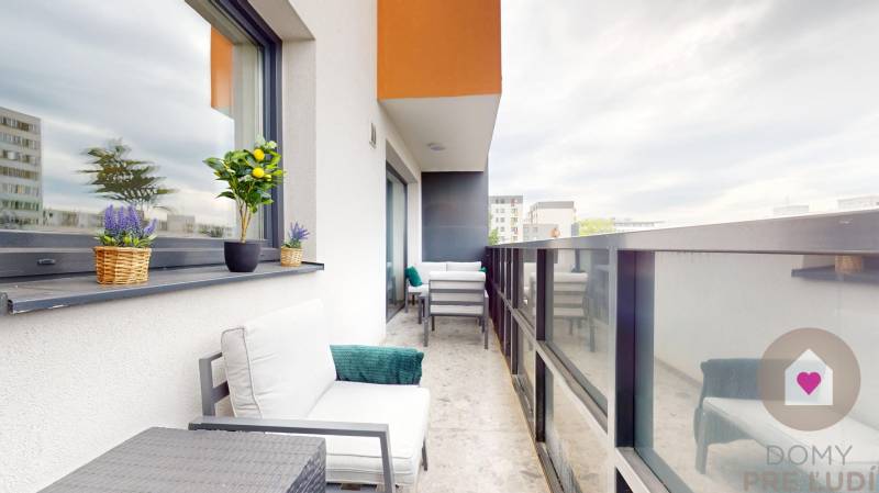 Trnava - Furnished 2-room apartment with parking and balcony 