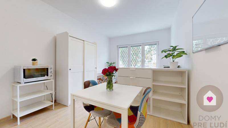 BA/Ružinov-Long-term rental of a fully furnished studio apartment