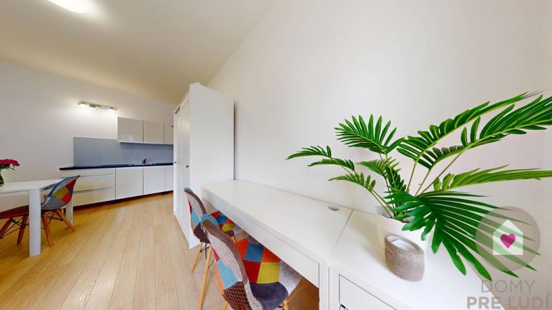 BA/Ružinov-Long-term rental of a fully furnished studio apartment