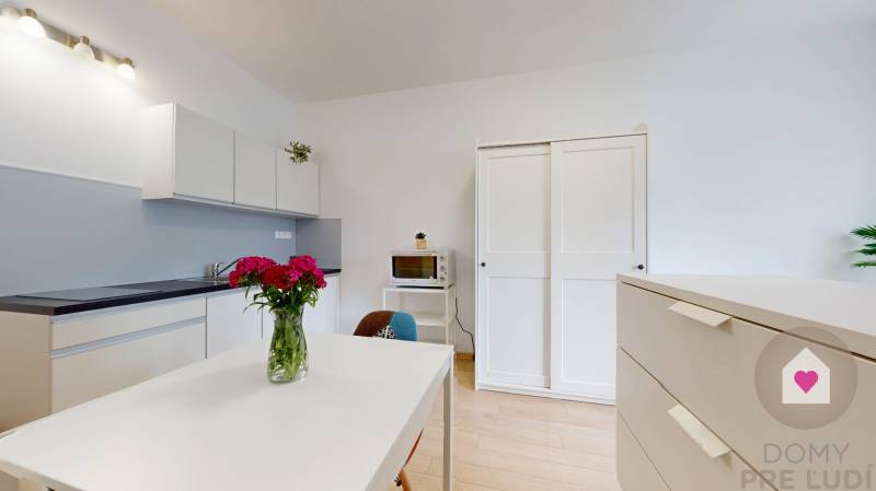 BA/Ružinov-Long-term rental of a fully furnished studio apartment