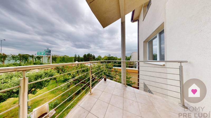 BA/RUŽINOV-Rentl of a furnished 2-room apartment with balcony +parking