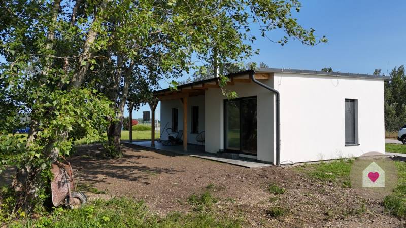 Vojka nad Dunajom - 3 bedroom holiday home with waterside services