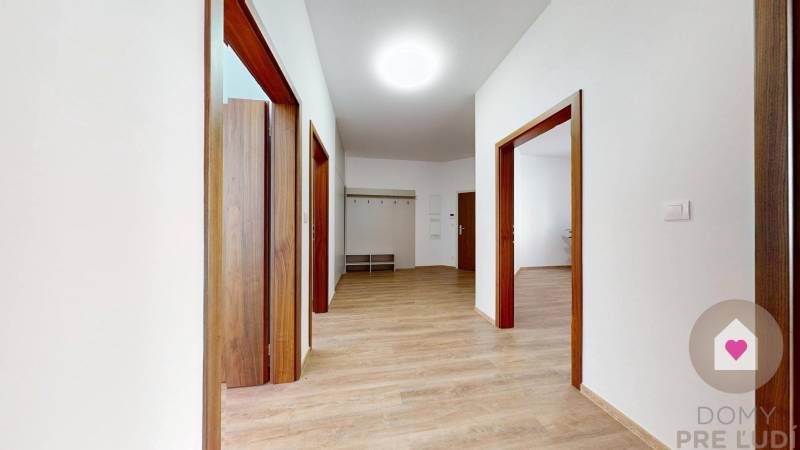 Sale Three bedroom apartment, Three bedroom apartment, Gunduličova, Br