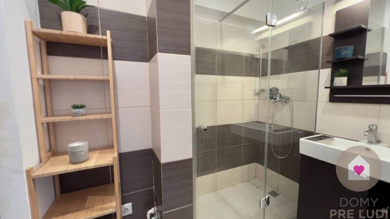 BA/RUŽINOV - Renovated 1-room apartment near Miletička for rent