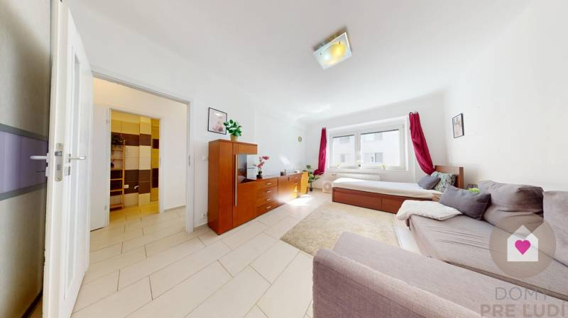 BA/RUŽINOV - Renovated 1-room apartment near Miletička for rent