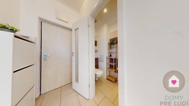BA/RUŽINOV - Renovated 1-room apartment near Miletička for rent