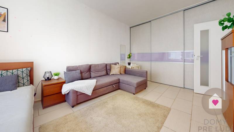 BA/RUŽINOV - Renovated 1-room apartment near Miletička for rent