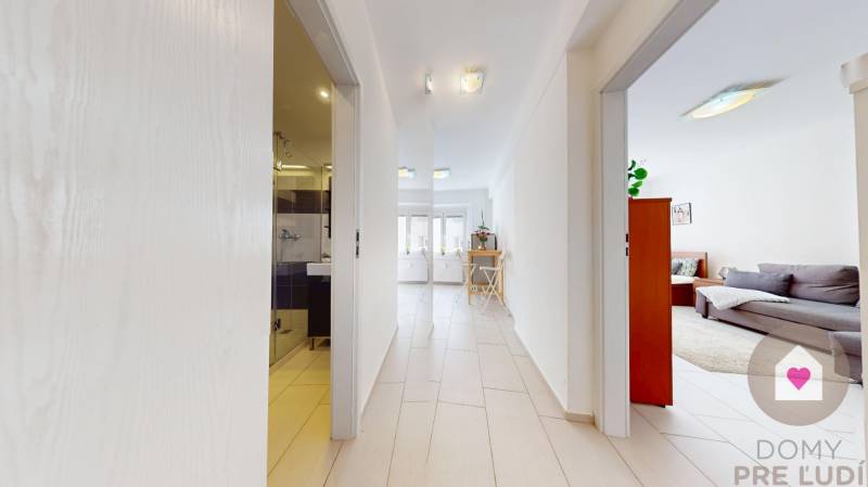BA/RUŽINOV - Renovated 1-room apartment near Miletička for rent
