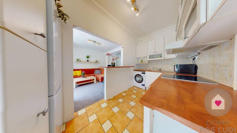 BA/NOVÉ MESTO-Rent a furnished 2-room apartment with 2 balconies 