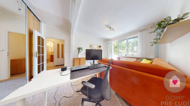 BA/NOVÉ MESTO-Rent a furnished 2-room apartment with 2 balconies 