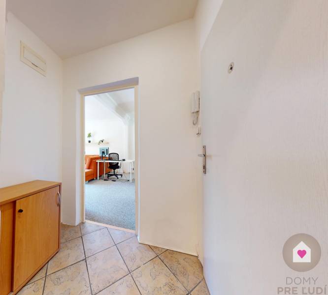 BA/NOVÉ MESTO-Rent a furnished 2-room apartment with 2 balconies 