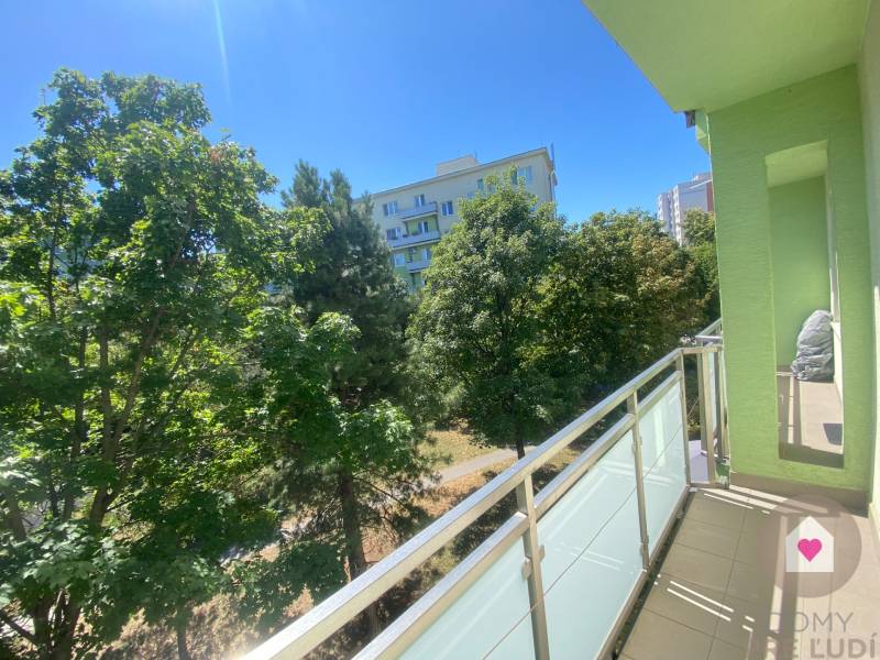 BA/NOVÉ MESTO-Rent a furnished 2-room apartment with 2 balconies 