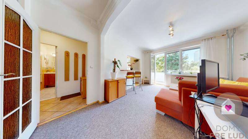 BA/NOVÉ MESTO-Rent a furnished 2-room apartment with 2 balconies 