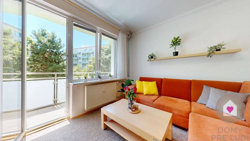 BA/NOVÉ MESTO-Rent a furnished 2-room apartment with 2 balconies 