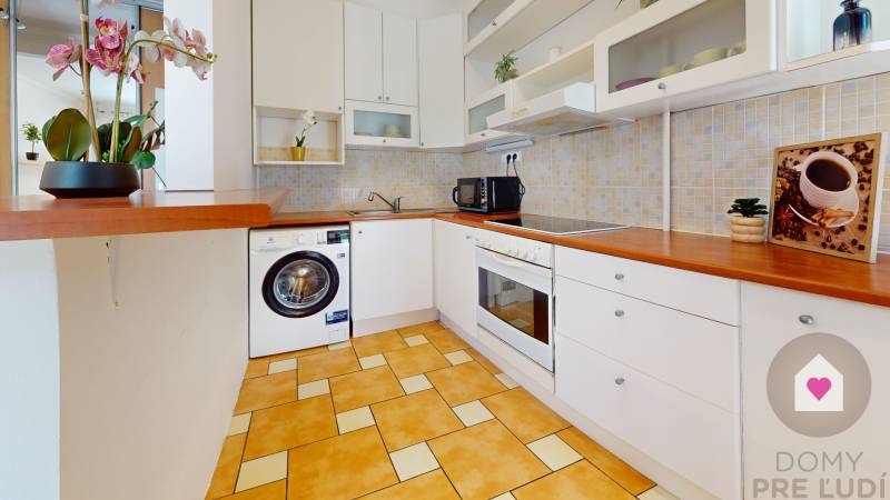BA/NOVÉ MESTO-Rent a furnished 2-room apartment with 2 balconies 