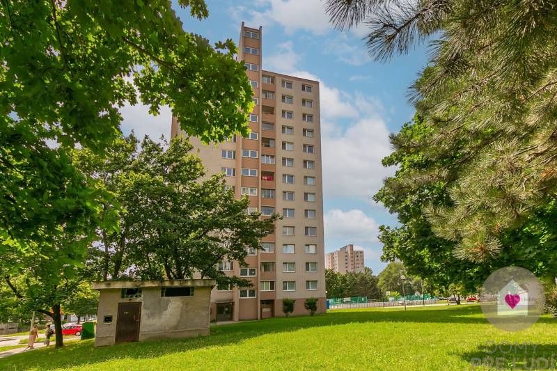 BA/PETRŽALKA-Rent a furnished 1-room apartment in a great location