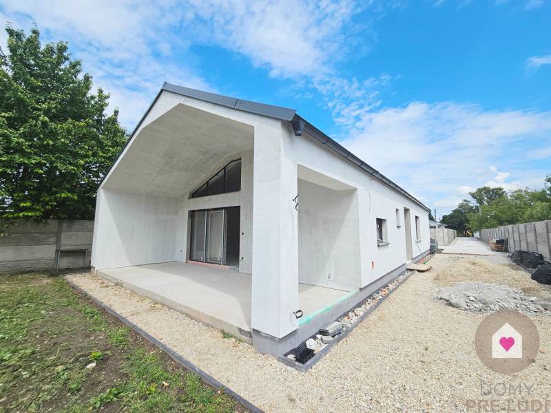 Sale Family house, Family house, Mičurínska, Dunajská Streda, Slovakia
