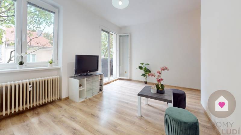 BA/RUŽINOV-Renovated studio apartment for rent with balcony near Centr