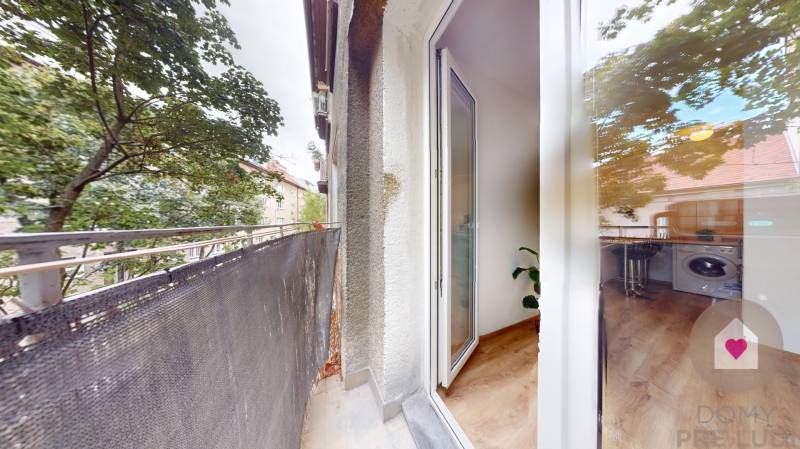 BA/RUŽINOV-Renovated studio apartment for rent with balcony near Centr