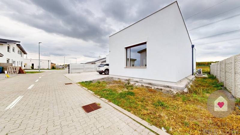 MA/KOSTOLIŠTE - Approved new building IN STANDARD with aluminum window