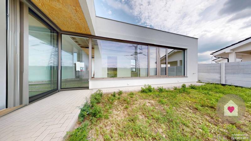 MA/KOSTOLIŠTE - Approved new building IN STANDARD with aluminum window