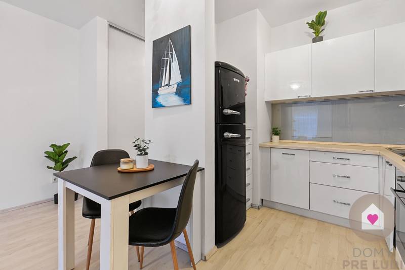 3-room apartment with terrace for sale – Petržalka (Slnečnice, Viladom
